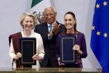 Luis Rosendo Gutiérrez, Subsecretario de Comercio Exterior de la Secretaría de Economía, se une a David Páramo en AnálisisSuperior, para analizar los avances y los retos estratégicos de este acuerdo.

#unióneuropea #méxico #acuerdocomercial 

COMENTA ESTE VIDEO Y COMPARTELO CON TUS AMIGOS

Para más información entra: http://www.youtube.com/ImagenRadioLive

No olvides dejarnos tus comentarios y visitarnos en

Facebook: https://www.facebook.com/ImagenRadio
X: https://twitter.com/Imagen_Mx
Sitio: http://pro.imagenradio.com.mx


Suscríbete a nuestro canal: https://www.youtube.com/channel/UCB0BUmdBOrH9mYU2ebs1eWA



#ImagenRadioEnVivo #NoticiasEnVivo