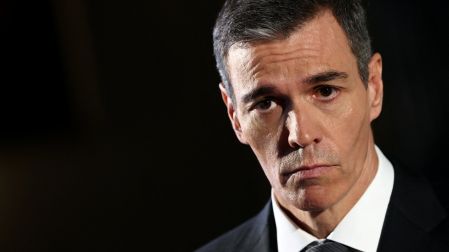 Pedro Sánchez entre la supervivencia política y el declive del progresismo.