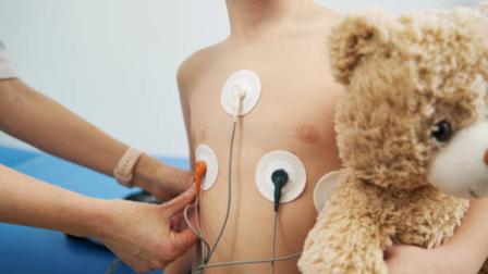 Dr. Rigoberto Zamudio Meneses, Director del Centro Cardiovascular Pediátricodel Hospital Ángeles Puebla, nos habla sobre la innovación en el área de cardiología pediátrica.
#hospitalangeles #púebla #cardiologíapediátrica #niños
COMENTA ESTE VIDEO Y COMPARTELO CON TUS AMIGOS
Para más información entra: http://www.youtube.com/ImagenRadioLive
No olvides dejarnos tus comentarios y visitarnos en
Facebook: https://www.facebook.com/ImagenRadio
X: https://twitter.com/Imagen_Mx
Sitio: http://pro.imagenradio.com.mx
Suscríbete a nuestro canal: https://www.youtube.com/channel/UCB0BUmdBOrH9mYU2ebs1eWA
#ImagenRadioEnVivo #NoticiasEnVivo