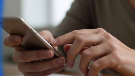 Lucas Gallito, Director para América Latina de GSMA (Asociación Global del Ecosistema Móvil) nos habla sobre que a pocos días de que venza el plazo legal para el registro de líneas telefónicas en el país, la GSMA ha hecho un llamado urgente a las autoridades para revisar los tiempos establecidos, calificándolos como poco realistas ante la complejidad del territorio mexicano.
#gemsa #registro #celulares
COMENTA ESTE VIDEO Y COMPARTELO CON TUS AMIGOS
Para más información entra: http://www.youtube.com/ImagenRadioLive
No olvides dejarnos tus comentarios y visitarnos en
Facebook: https://www.facebook.com/ImagenRadio
X: https://twitter.com/Imagen_Mx
Sitio: http://pro.imagenradio.com.mx
Suscríbete a nuestro canal: https://www.youtube.com/channel/UCB0BUmdBOrH9mYU2ebs1eWA
#ImagenRadioEnVivo #NoticiasEnVivo