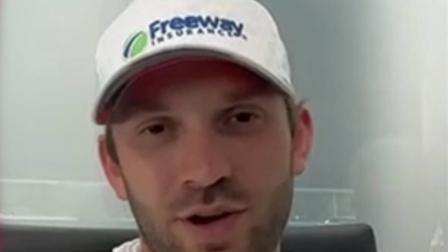 Daniel Suárez, Piloto Mexicano de Nascar CUP platica sobre el documental que relata cómo vivió la competencia en su país en donde ganó en la categoría Xfinity.
#piloto #nascar #serie #méxico
COMENTA ESTE VIDEO Y COMPARTELO CON TUS AMIGOS
Para más información entra: http://www.youtube.com/ImagenRadioLive
No olvides dejarnos tus comentarios y visitarnos en
Facebook: https://www.facebook.com/ImagenRadio
X: https://twitter.com/Imagen_Mx
Sitio: http://pro.imagenradio.com.mx
Suscríbete a nuestro canal: https://www.youtube.com/channel/UCB0BUmdBOrH9mYU2ebs1eWA
#ImagenRadioEnVivo #NoticiasEnVivo